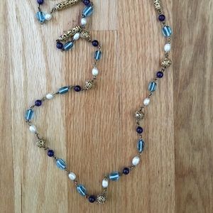 Beautiful Lia Sophia Necklace